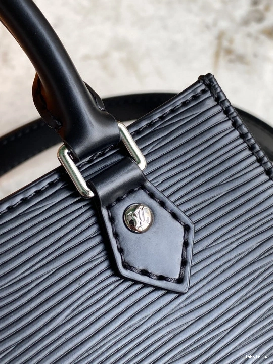 WIS PETIT PLAT SAC VUITTON LOUIS 0309